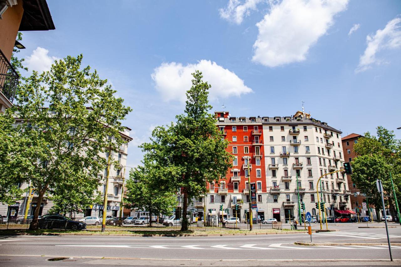 Sunshine Raggio Di Sole Apartment Milan Bagian luar foto