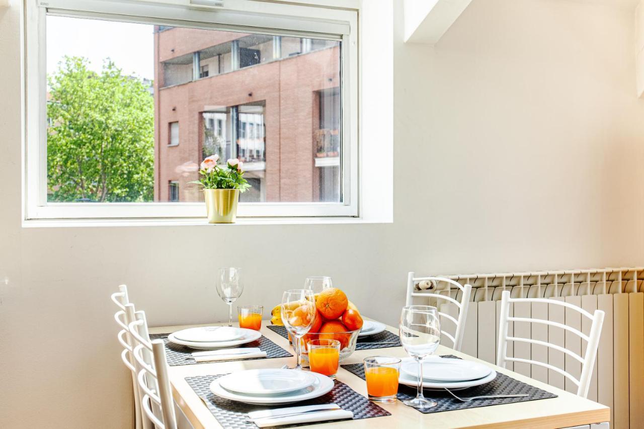 Sunshine Raggio Di Sole Apartment Milan Bagian luar foto
